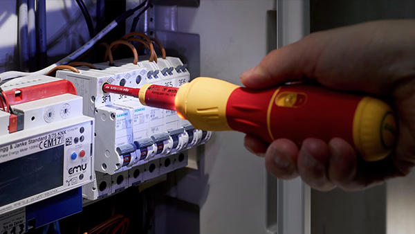 Șurubelnita Electrică Wiha speedE® II - Putere și precizie 
